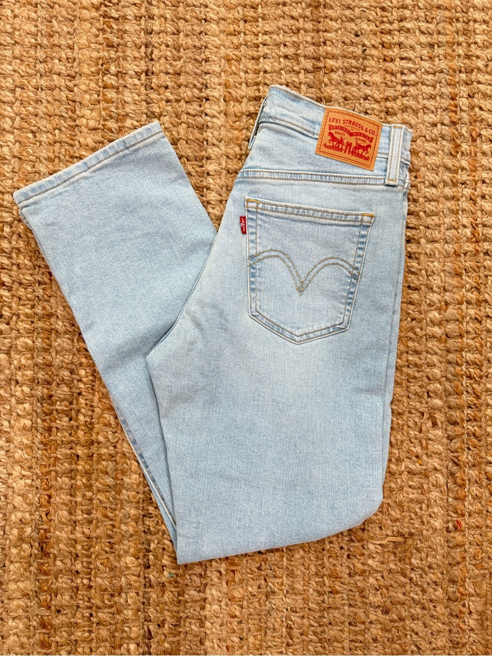 Levi's Women's Light Blue High-Rise Wedgie Straight Leg Jeans